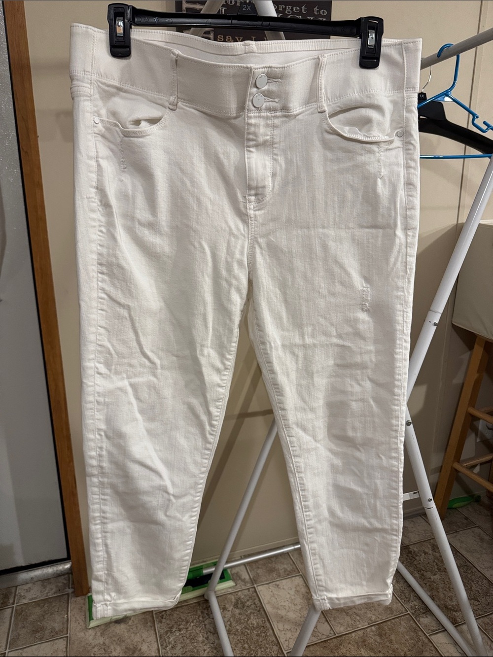 Apt. 9 White Cropped Ankle High-Rise Stretch Jeans